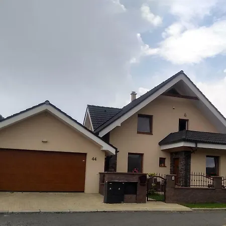 Lusy * Vel'ka Lomnica